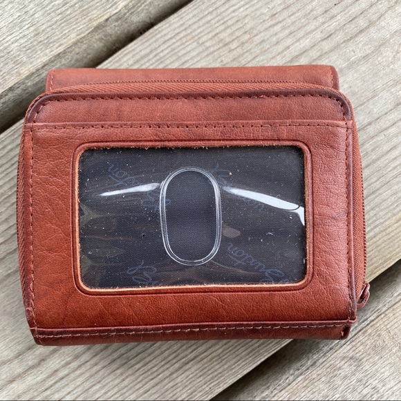 Buxton Cowhide Leather Wallet - Picture 6 of 7